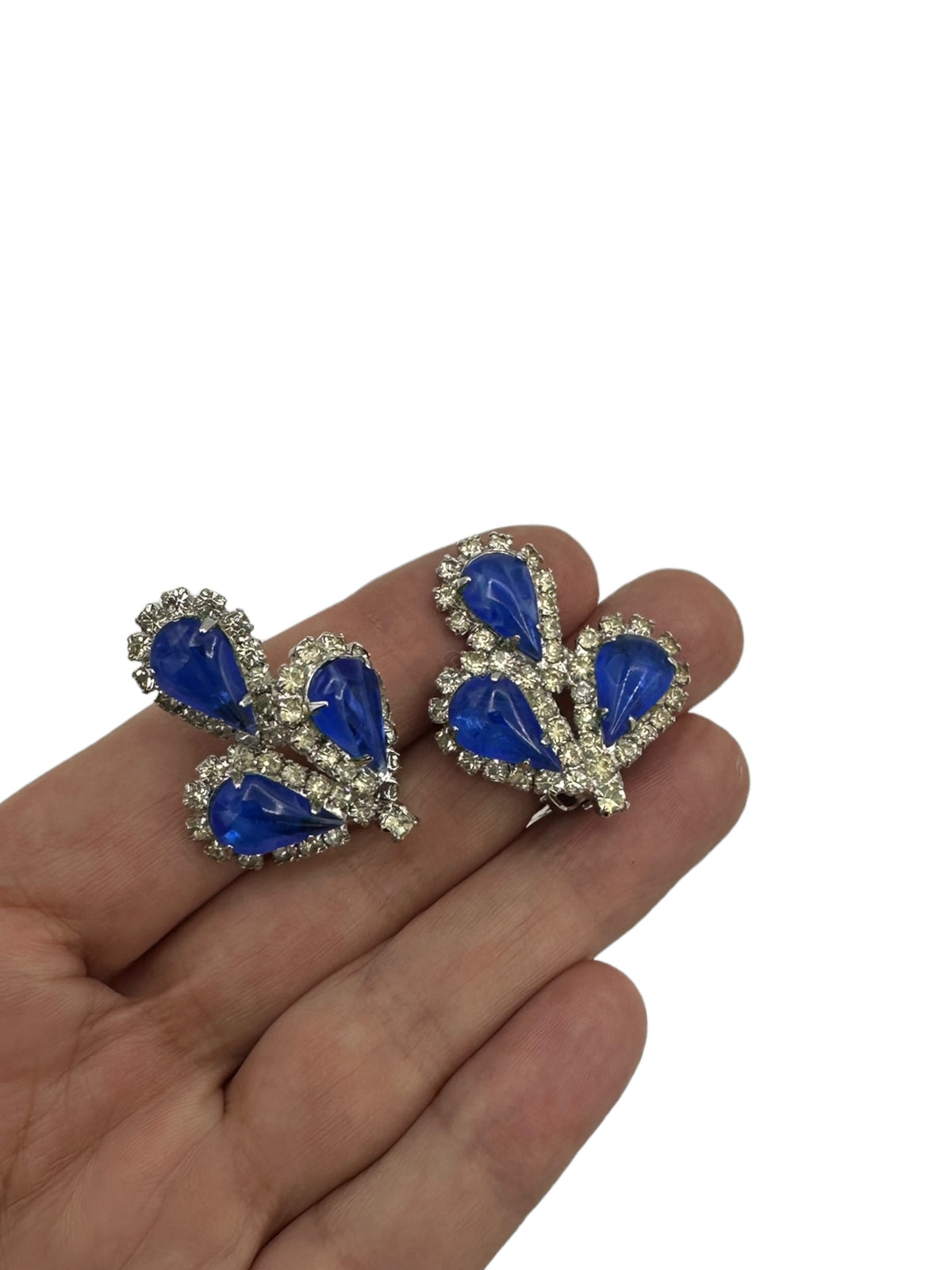 Weiss Blue Teardrop Rhinestone Cluster Vintage Clip-on Earrings