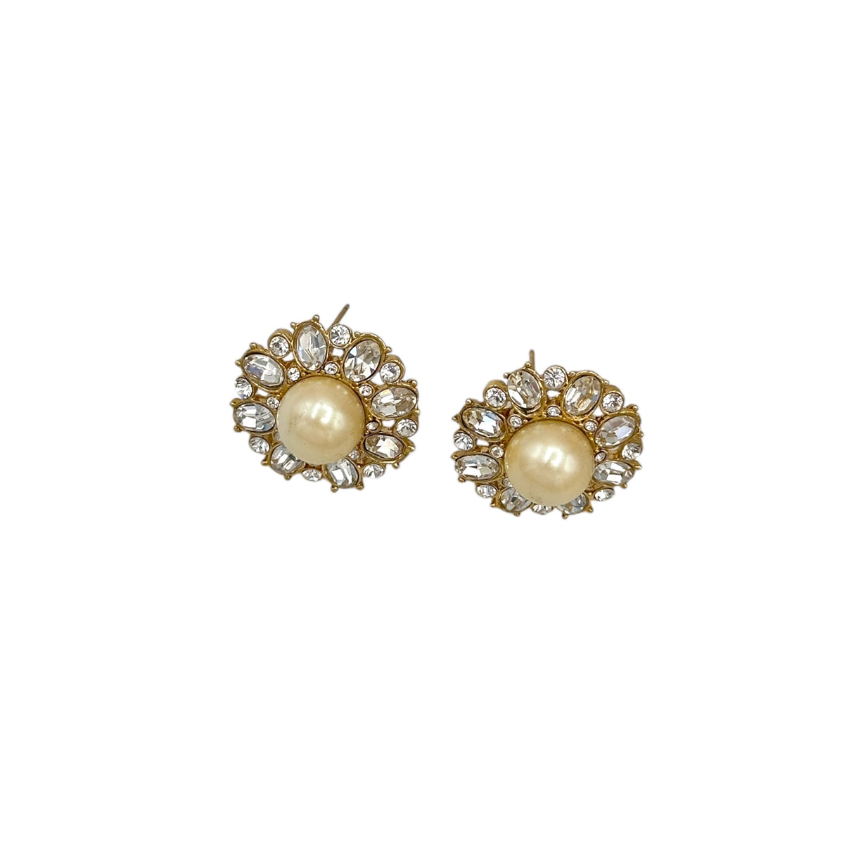 St. John Pearl Round Pierced Vintage Earrings