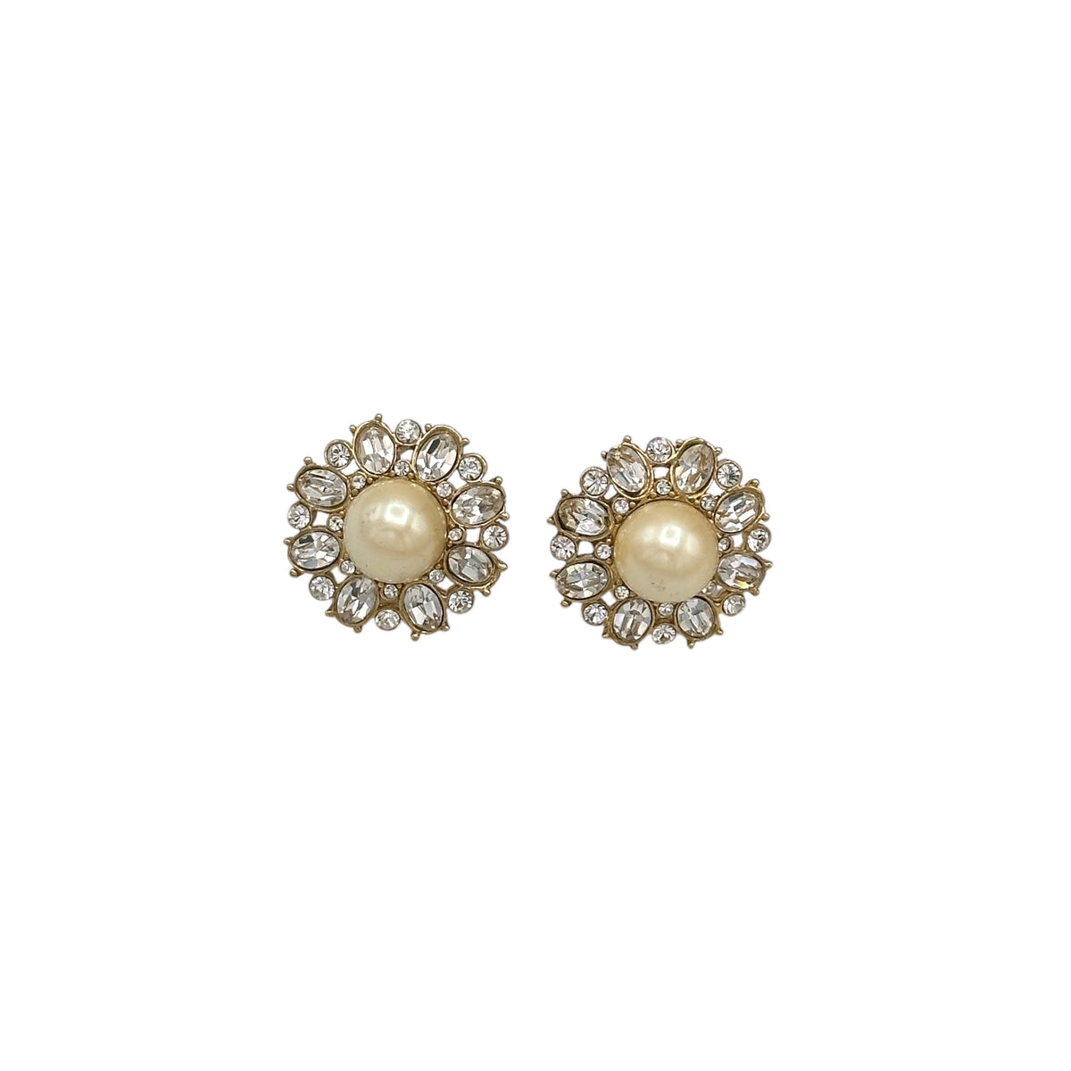 St. John Pearl Round Pierced Vintage Earrings