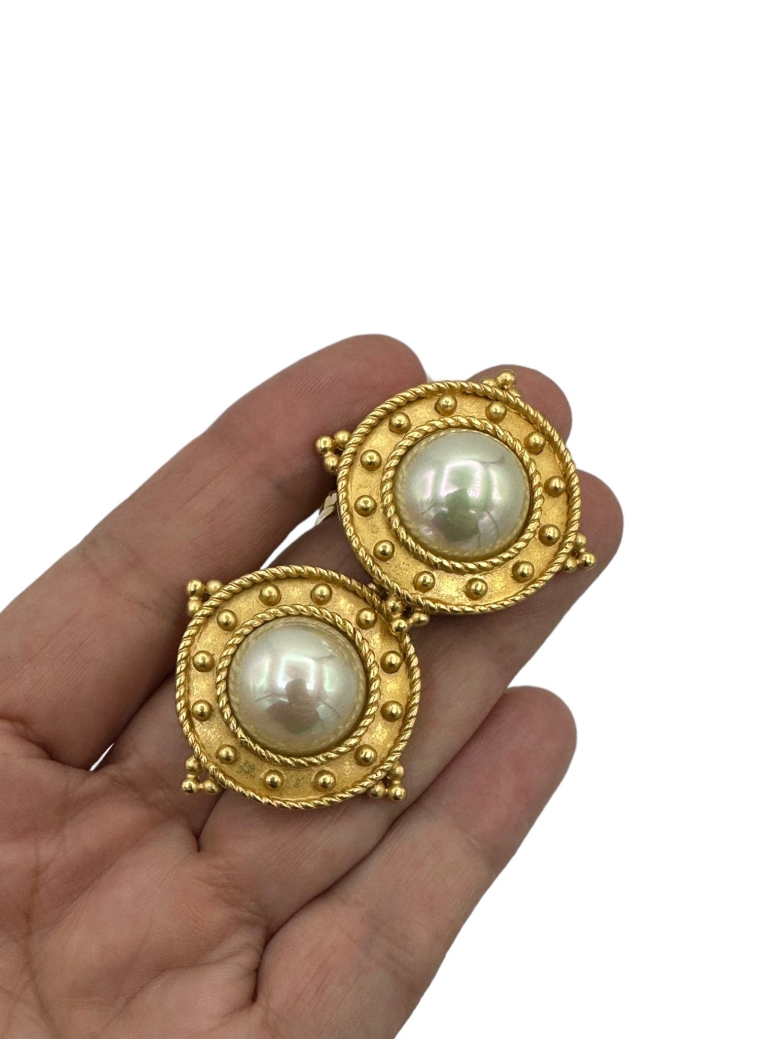 Carolee newest Tahitian pearl earrings