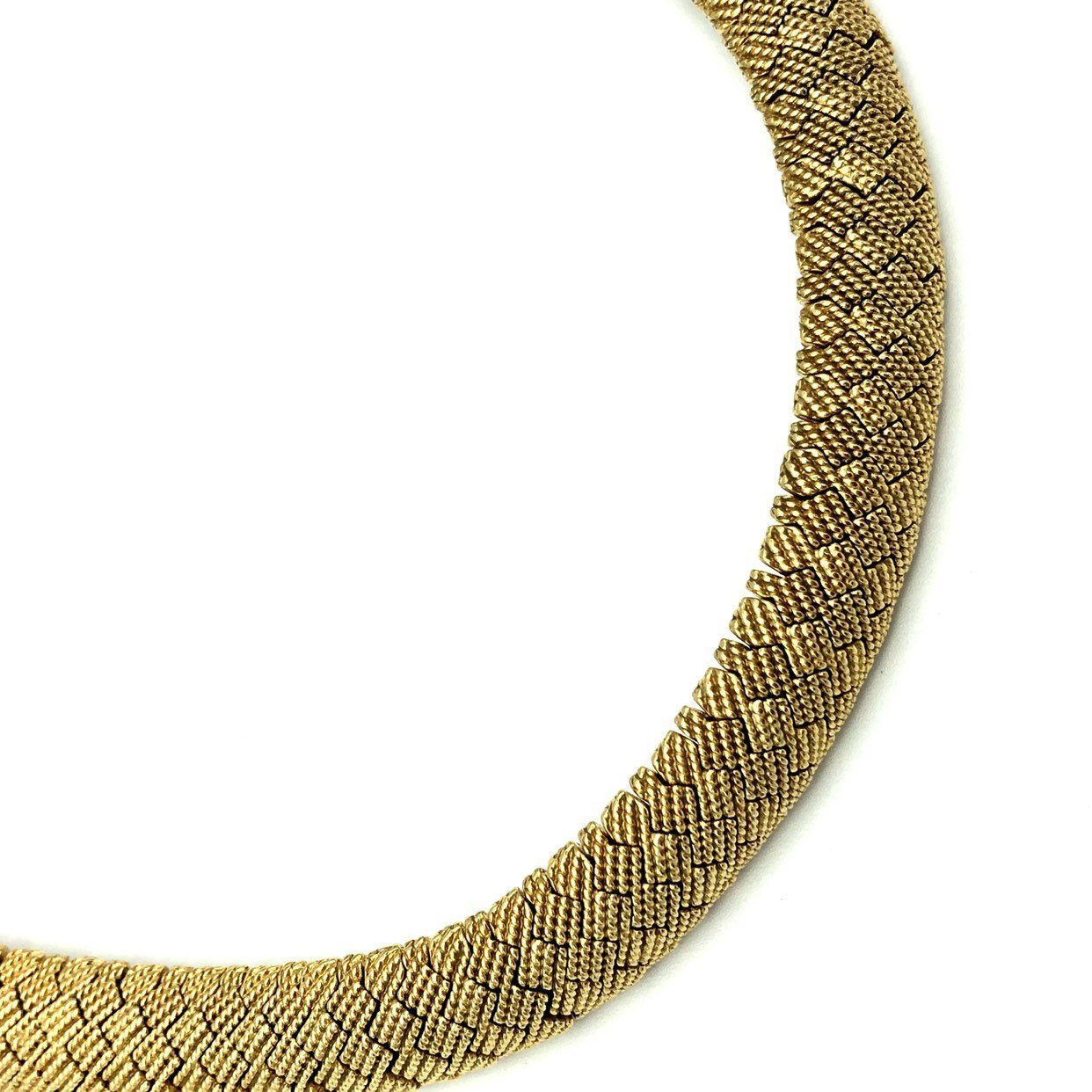 ◆VINTAGE HOLLYWOOD◆ Diagonal Snake Chain Necklace VH24NNNE Ciner Gold Snake Chain Necklace – 24 Wishes Vintage Jewelry