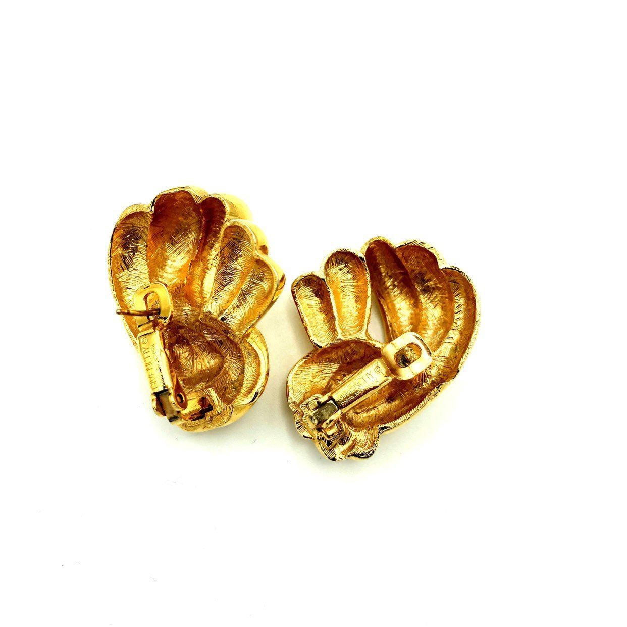 Classic Givenchy Gold Ribbon Vintage Clip-On Earrings – 24