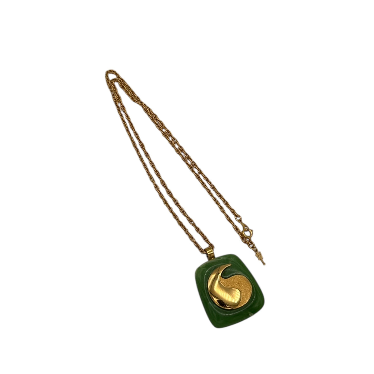 Necklaces & PendantsCrown Trifari 1960s Green Marbled Lucite Pendant Necklace