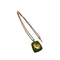 Necklaces & PendantsCrown Trifari 1960s Green Marbled Lucite Pendant Necklace