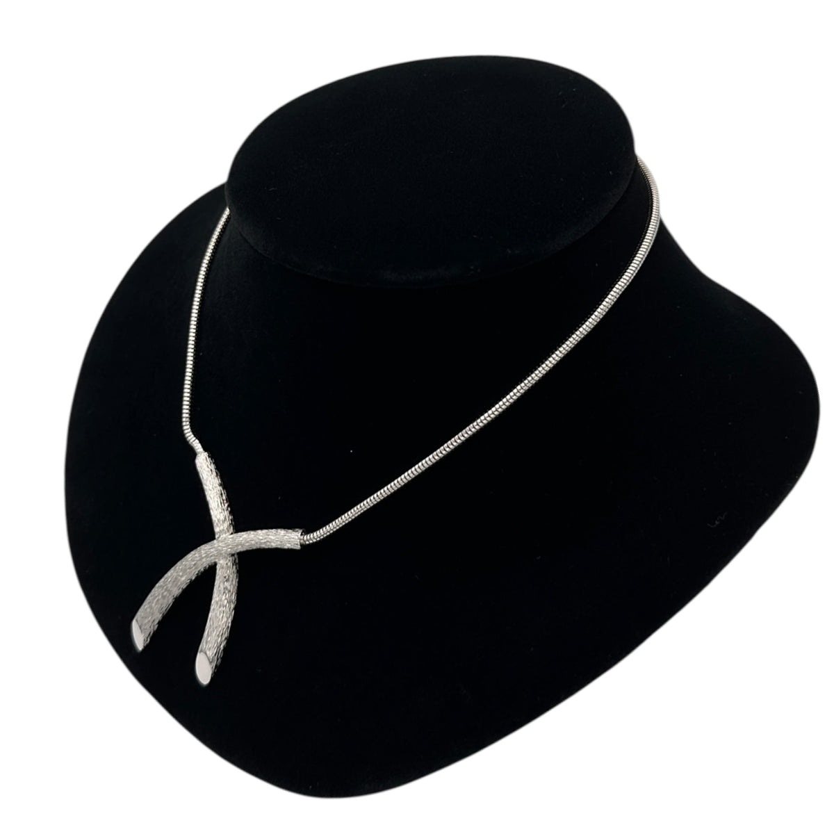 Necklaces & PendantsCrown Trifari Silver 1960s Modernist Textured Criss Cross Pendant Necklace