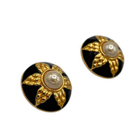 EarringsFendi Gold Round Pearl & Black Enamel Large Vintage Clip - On Earrings