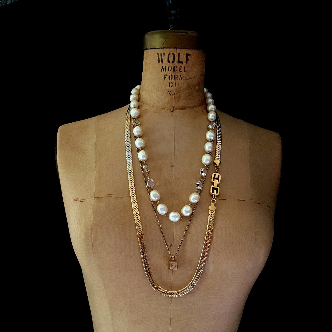 Deals Vintage Givenchy Pearl Rhinestone Neckla