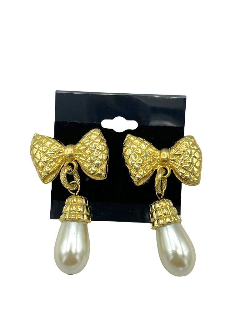 Gold Bow Pearl Drop Vintage Pierced Earrings - 24 Wishes Vintage Jewelry