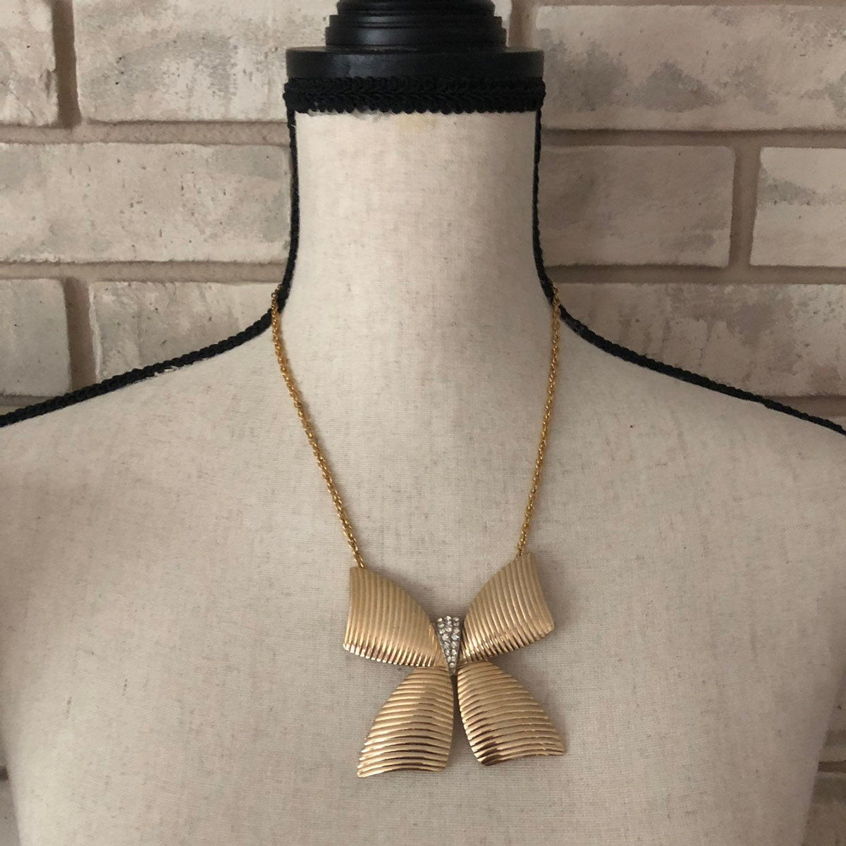 Gold Park Lane Large Bow Statement Pendant - 24 Wishes Vintage Jewelry