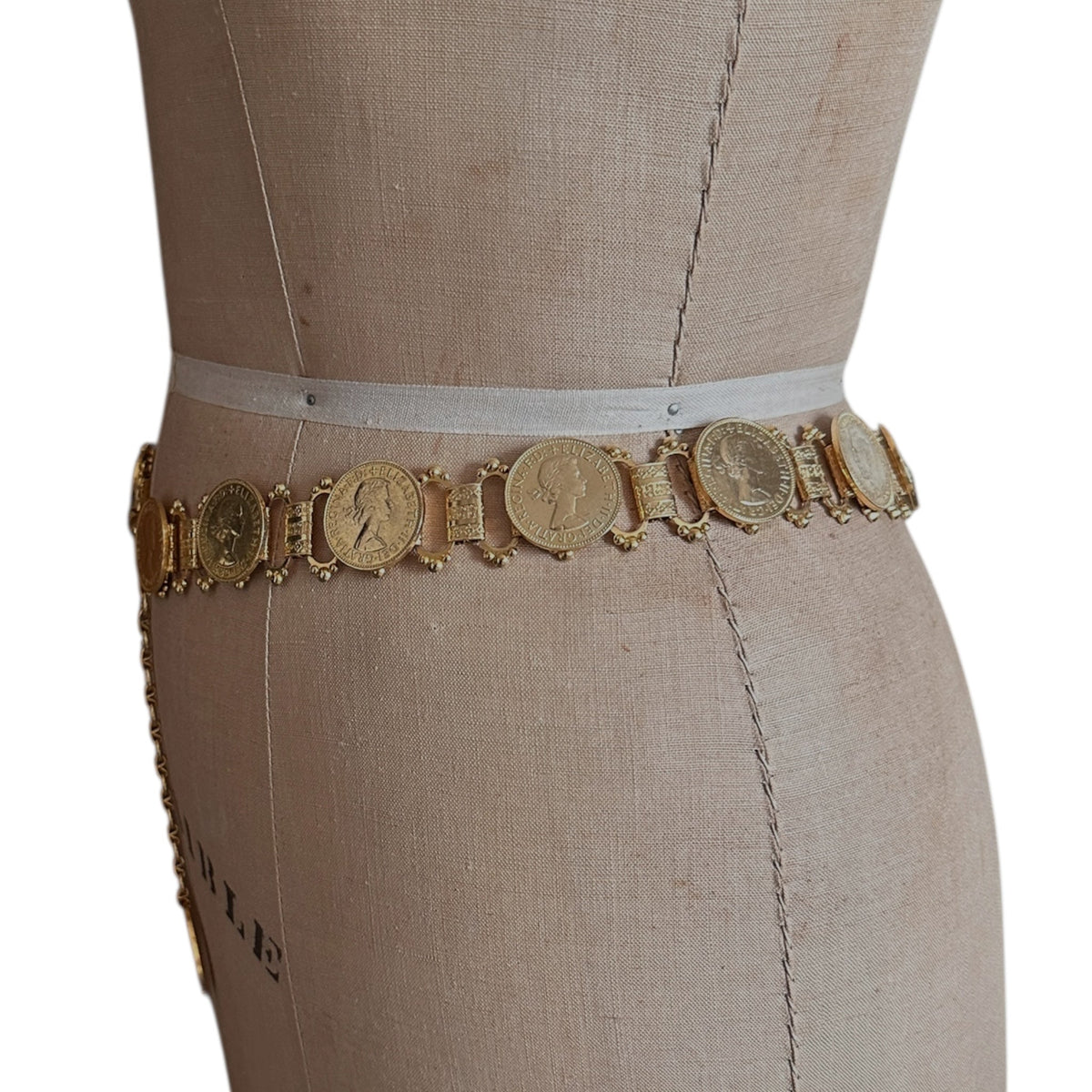 Gold Queen Elizabeth Coin Link Belt Vintage Book Chain Style Waist Chain Accessories 24 Wishes Vintage Jewelry