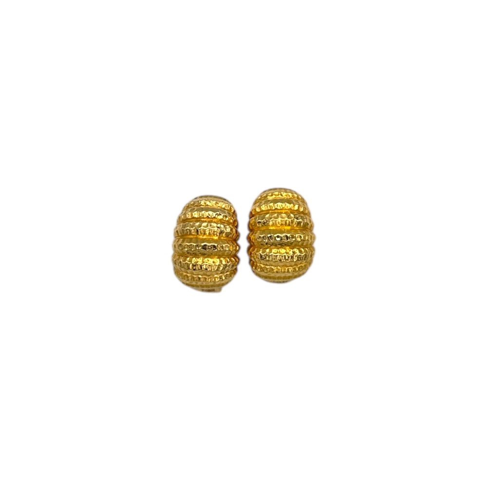 Joan Rivers Gold Textured Scallop Vintage Clip - On Earrings Earrings 24 Wishes Vintage Jewelry