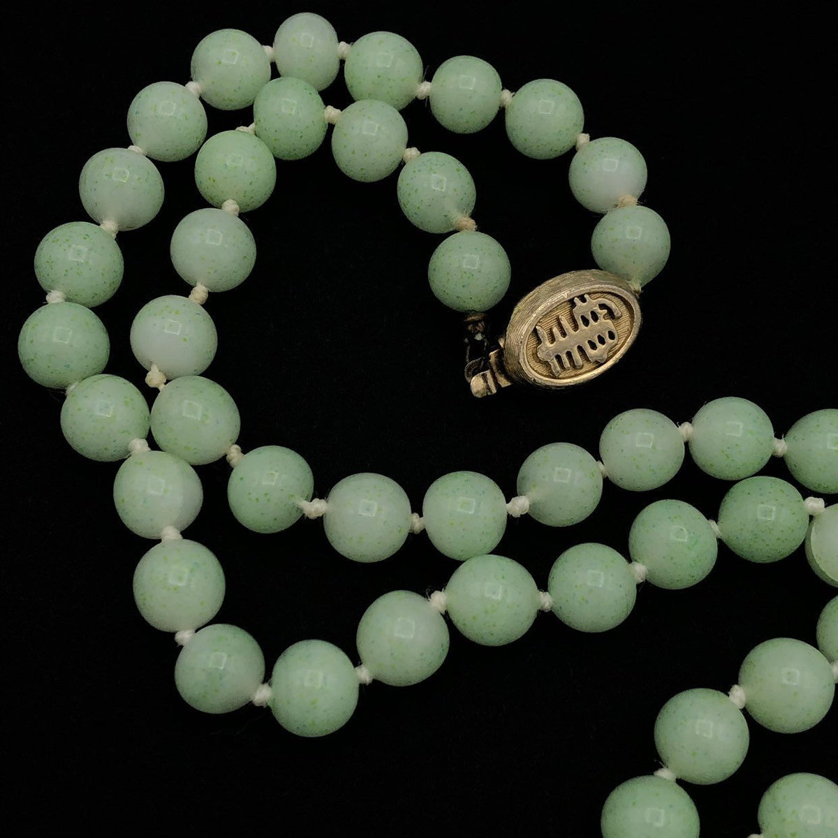 Marvella Faux Light Green Jade Bead Layering Necklace - 24 Wishes Vintage Jewelry