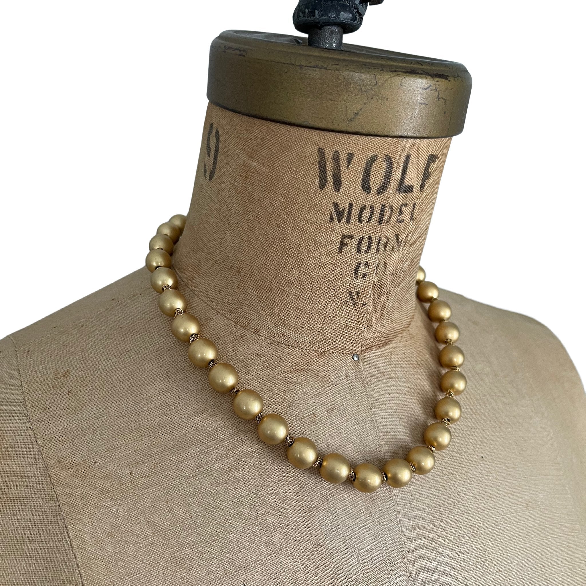 【VINTAGE HOLLYWOOD】Basic Ball Chain Necklace★送料・関税込 Monet Matt Gold Ball Chain Vintage Necklace – 24 Wishes