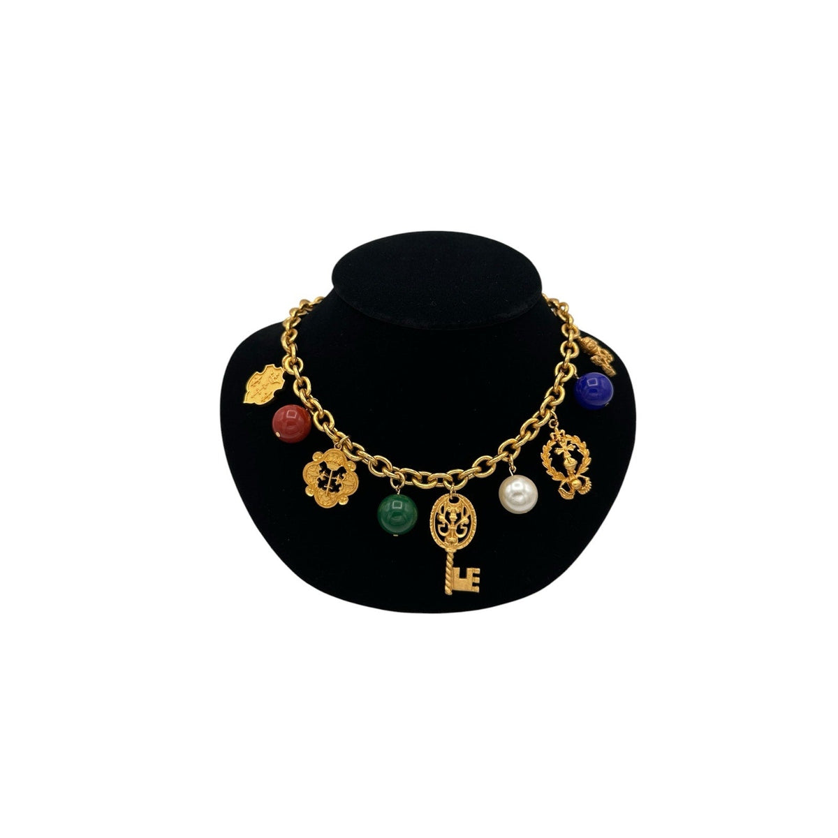 Necklaces & PendantsNapier Scarborough Heraldic Charm Necklace Gold Link Chain 1990s Signed
