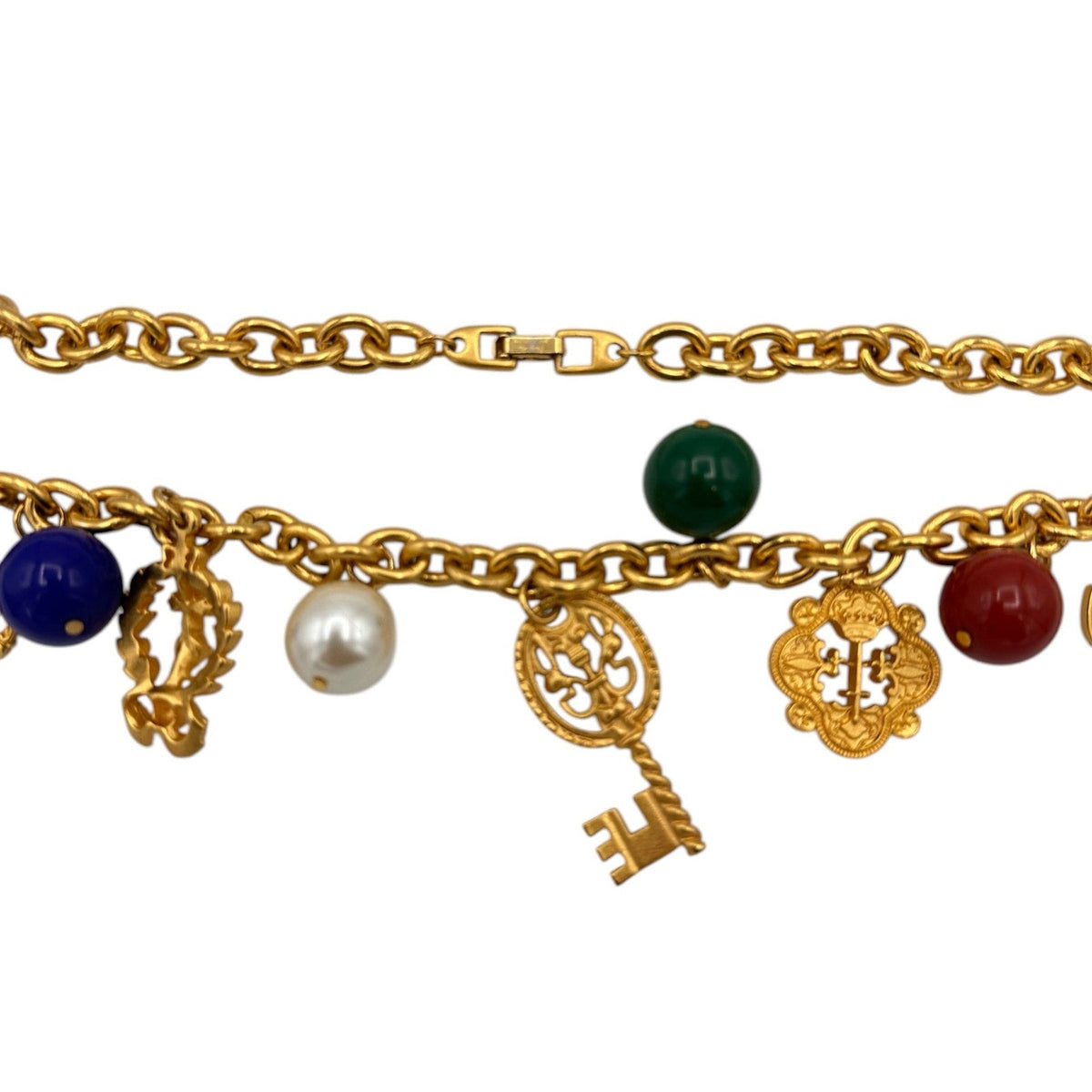 Necklaces & PendantsNapier Scarborough Heraldic Charm Necklace Gold Link Chain 1990s Signed