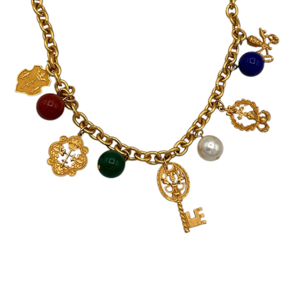 Necklaces & PendantsNapier Scarborough Heraldic Charm Necklace Gold Link Chain 1990s Signed