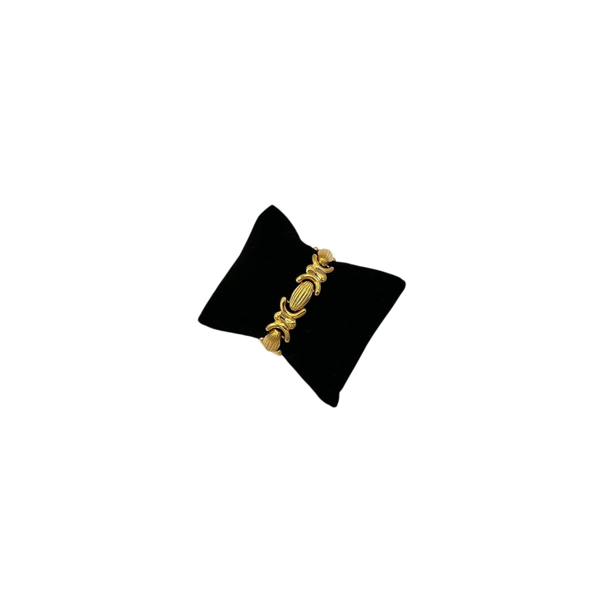 BraceletsNina Ricci for Avon Classic Egyptian Revival Gold Bracelet