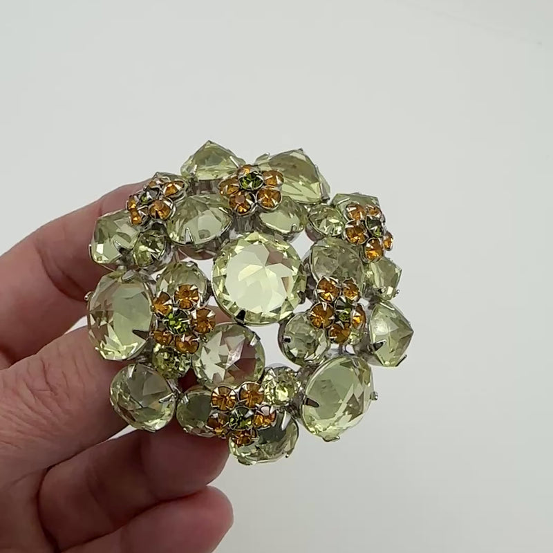 Video of large Schriener brooch sparkling.