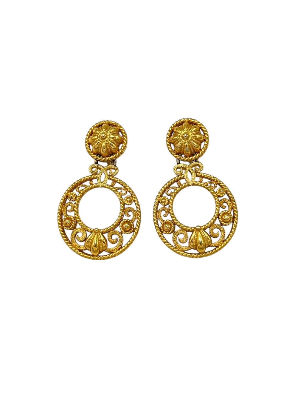 Trifari Gold Eurasian Revival Hoop Clip - on Earrings - 24 Wishes Vintage Jewelry
