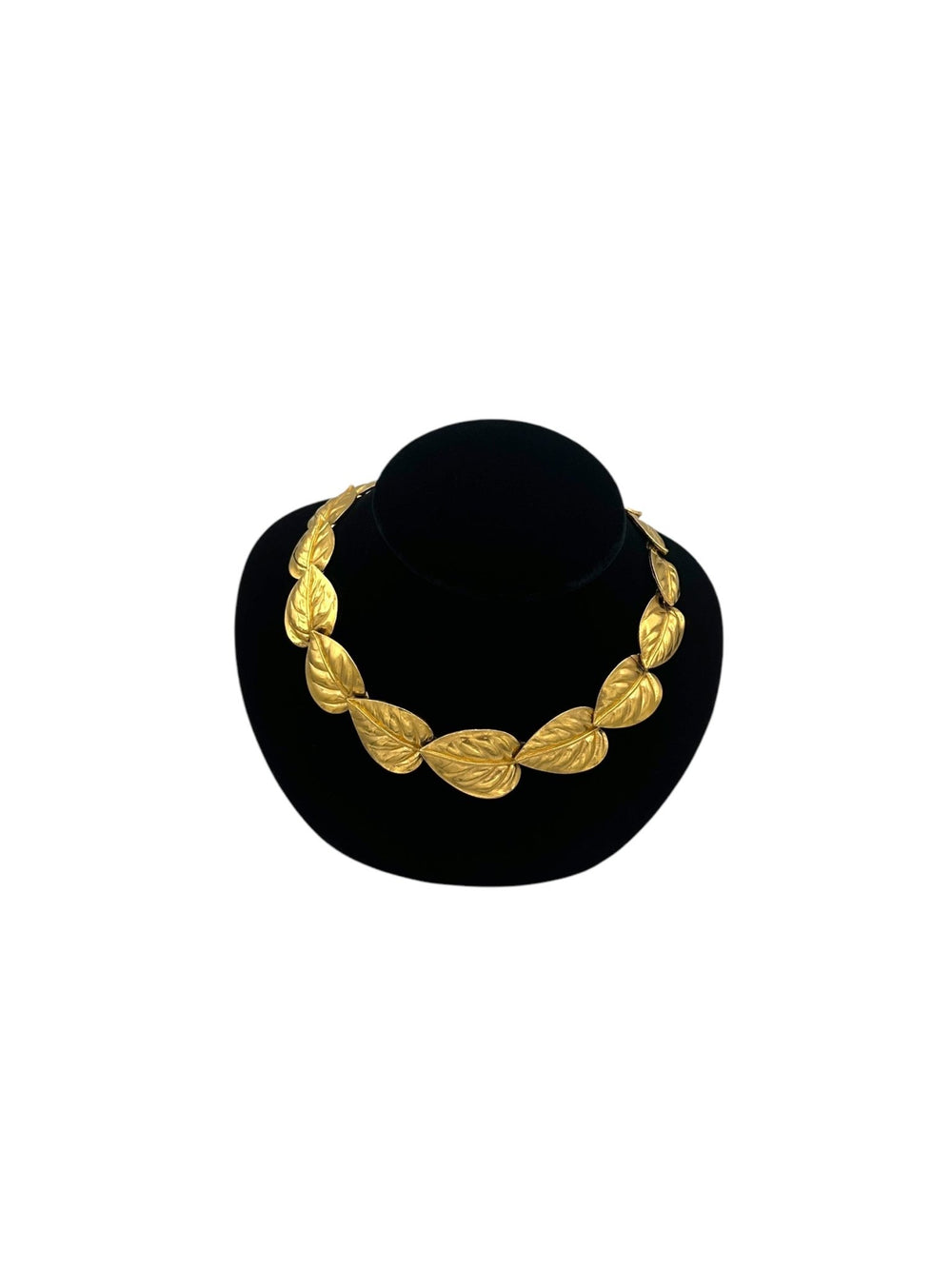 Trifari Gold Vintage Graduated Leaf Necklace Floral Pendant - 24 Wishes Vintage Jewelry