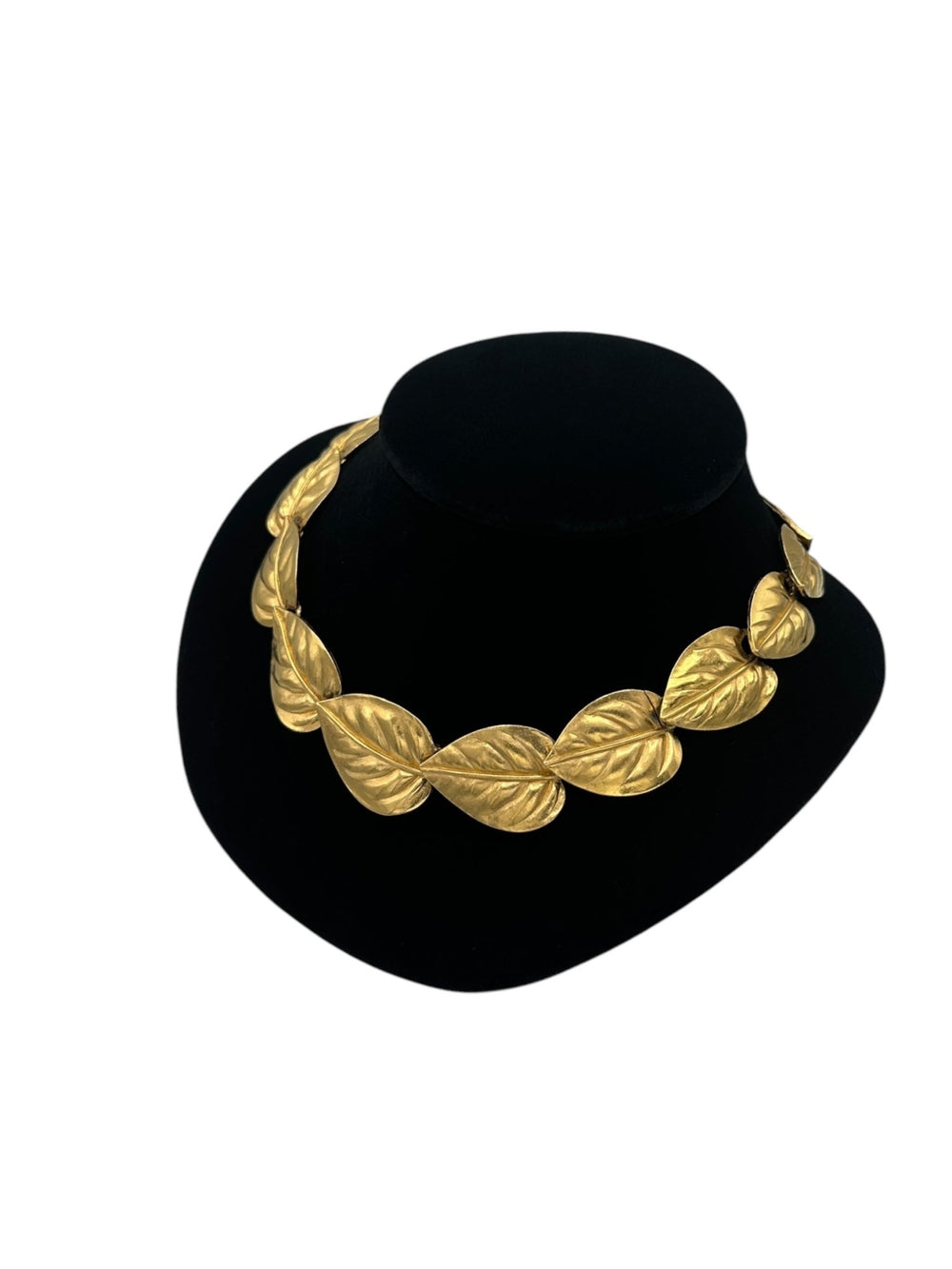 Trifari Gold Vintage Graduated Leaf Necklace Floral Pendant - 24 Wishes Vintage Jewelry