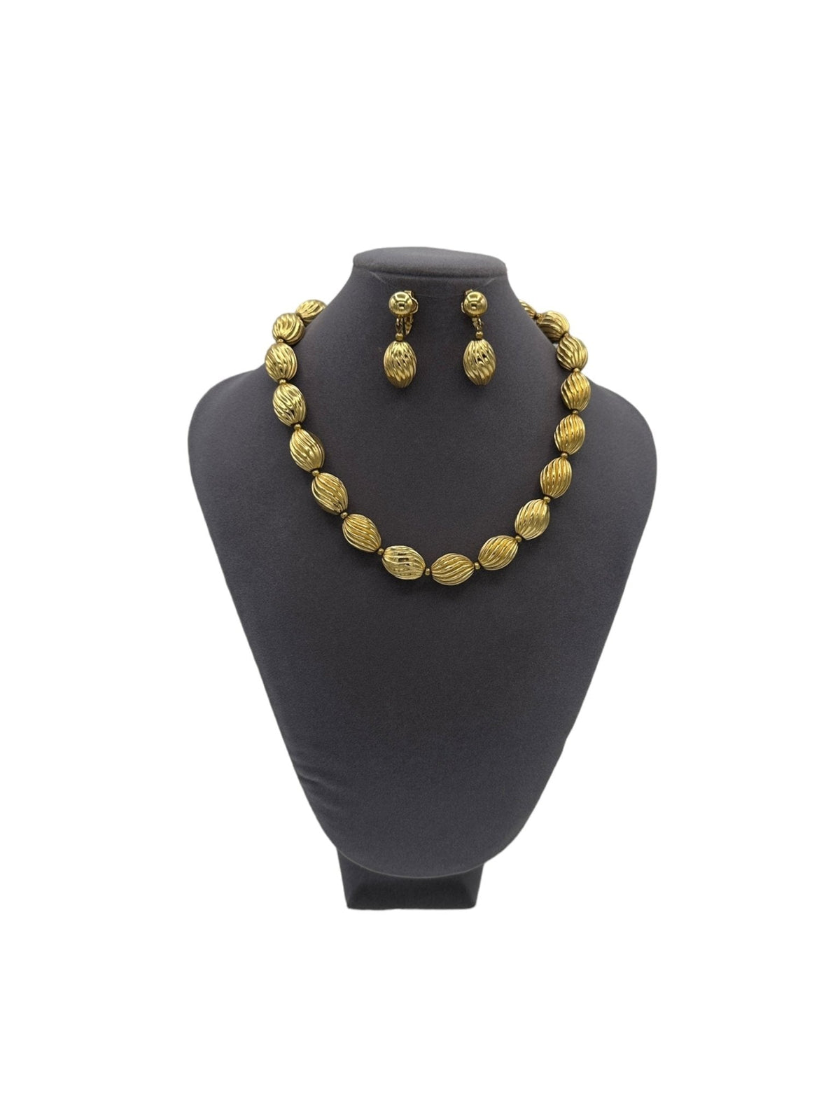 Trifari Vintage Jewelry Gold Puffy Link Necklace & Clip - On Earring Jewelry Set - 24 Wishes Vintage Jewelry