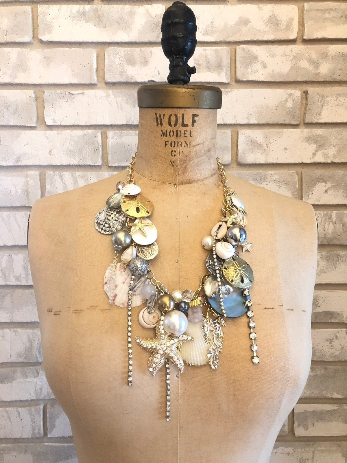 Upcycled Seashell Starfish Charm Pendant - 24 Wishes Vintage Jewelry