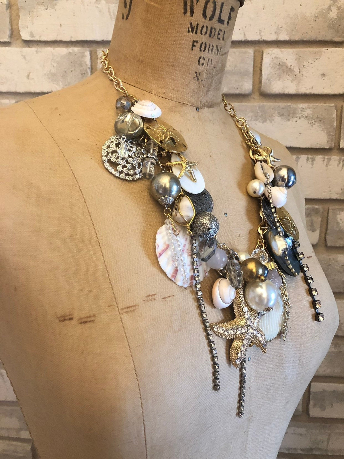 Upcycled Seashell Starfish Charm Pendant - 24 Wishes Vintage Jewelry