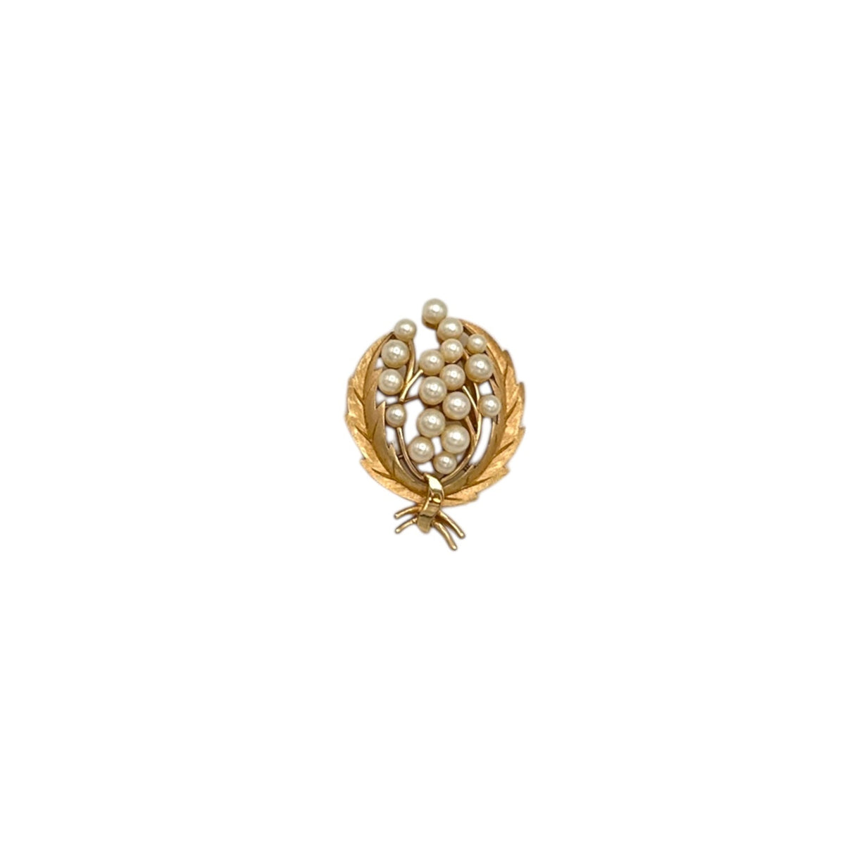 Brooches & PinsVintage 1960s Trifari Gold Laurel Wreath Faux Pearl Brooch