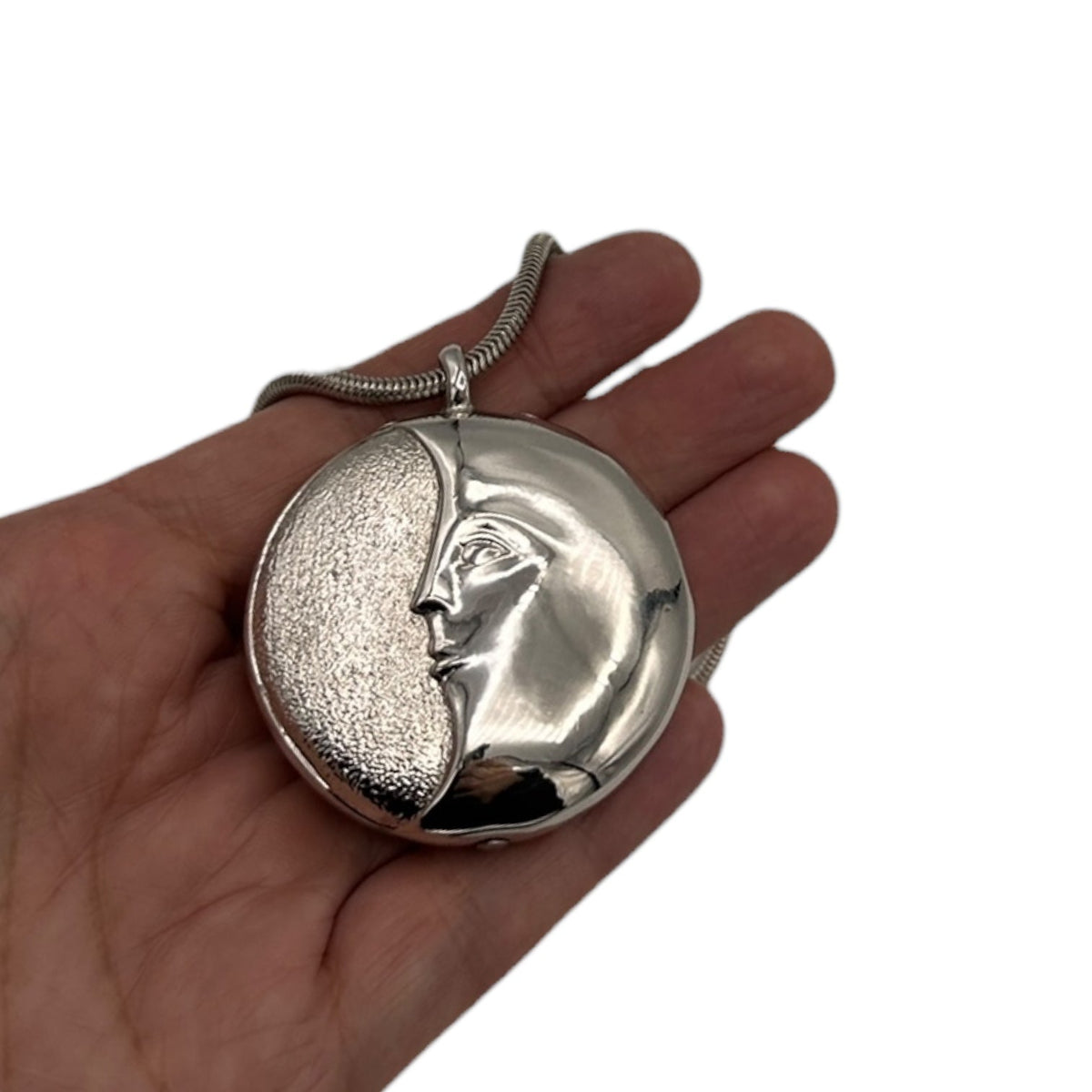 Necklaces & PendantsVintage 1960s Vendome Silver Plated Long Snake Chain Necklace Moon Pendant