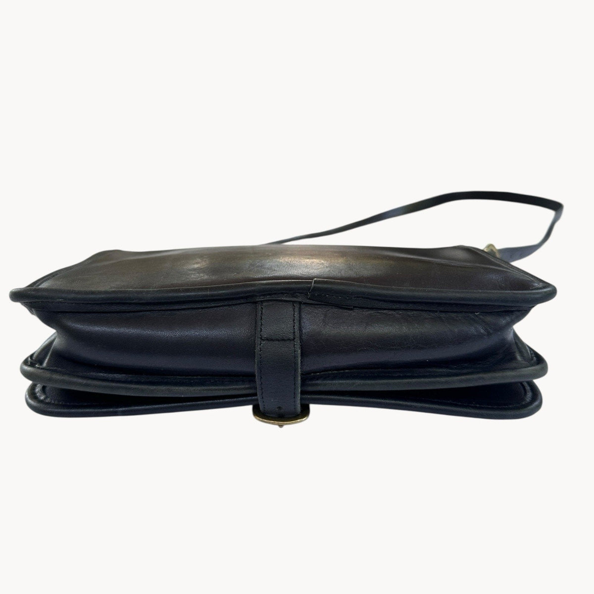 AccessoriesVintage Coach Black Saddle Buckle Pouch Shoulder Bag NYC USA Medium