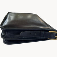 AccessoriesVintage Coach Black Saddle Buckle Pouch Shoulder Bag NYC USA Medium