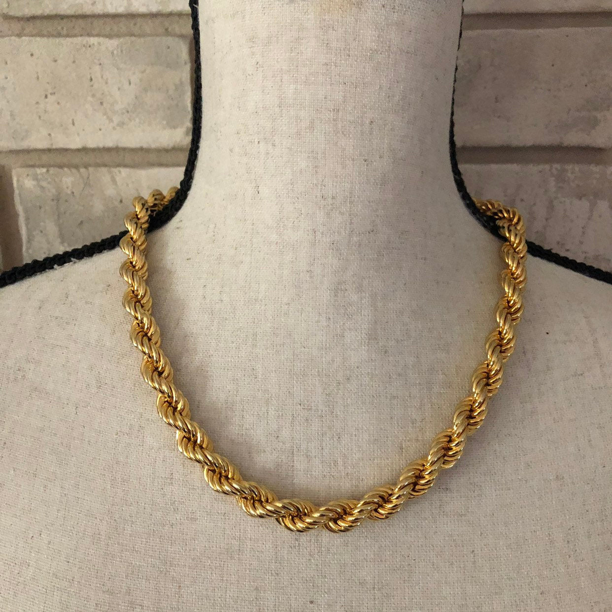 Les Bernard Inc.- Heavy Gold Chain Necklace popular