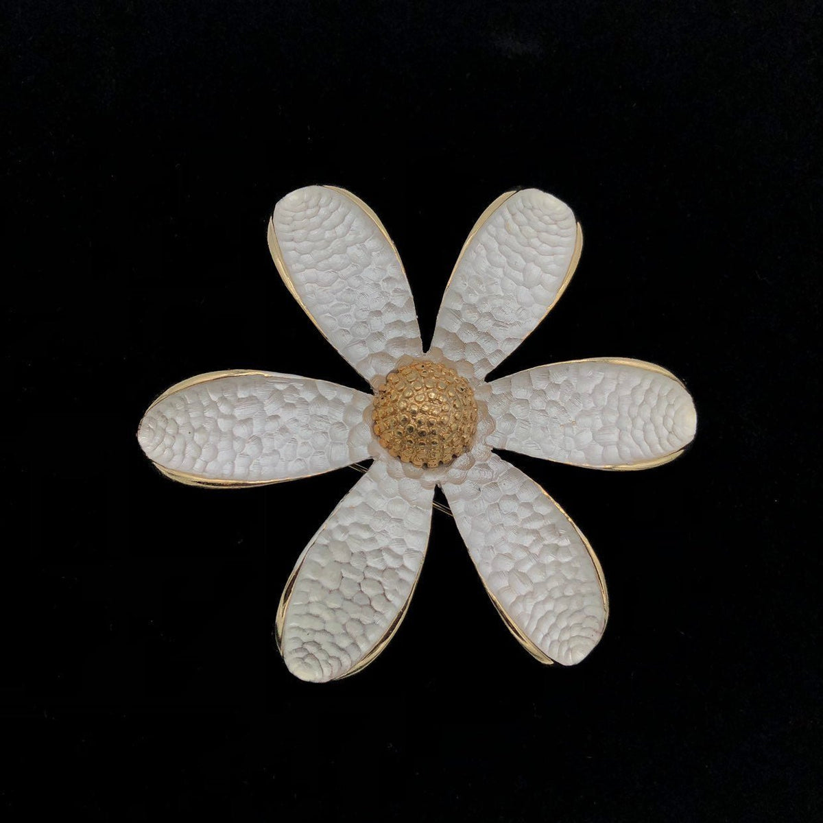 Vintage Gold & Silver Large Daisy Brooch - 24 Wishes Vintage Jewelry