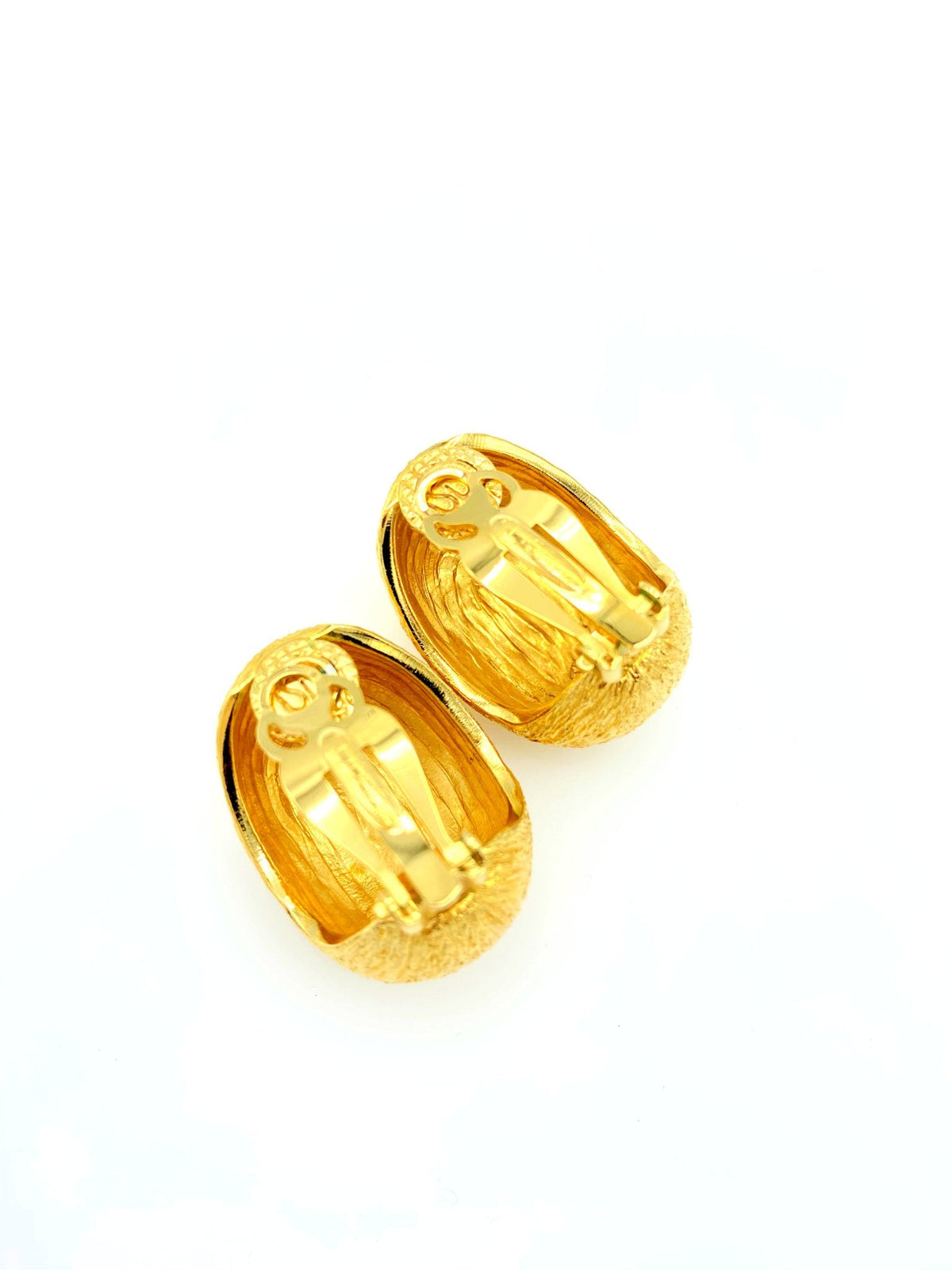 Vintage Gold St. John Textured Chunky Classic Vintage Clip - On Earrings - 24 Wishes Vintage Jewelry