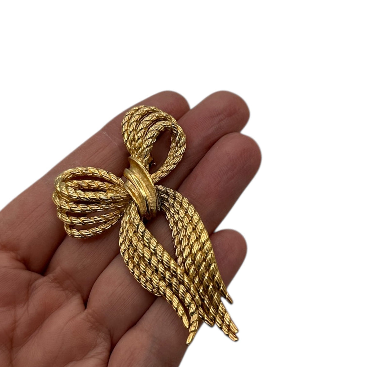 Brooches & PinsVintage Monet Gold Plated Rope Bow Brooch