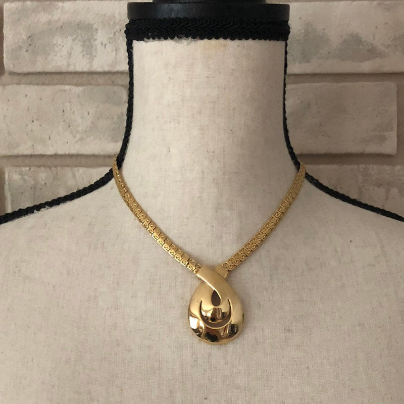 Vintage Napier Gold Chain Teardrop Necklace - 24 Wishes Vintage Jewelry