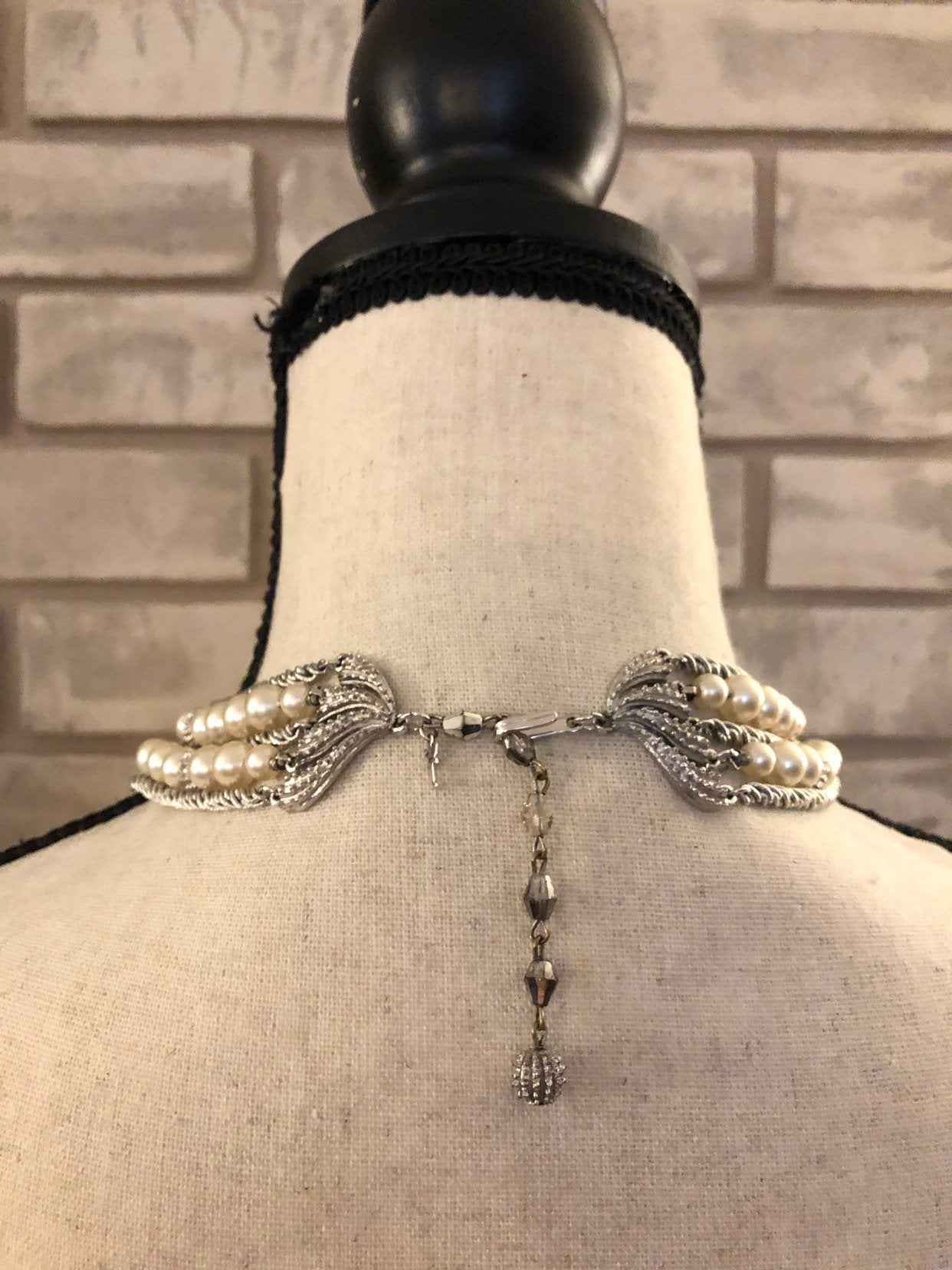 【VINTAGE TRIFARI TM】パール・ロングネックレス VINTAGE TRIFARI TM】パール・ロングネックレス - メルカリ