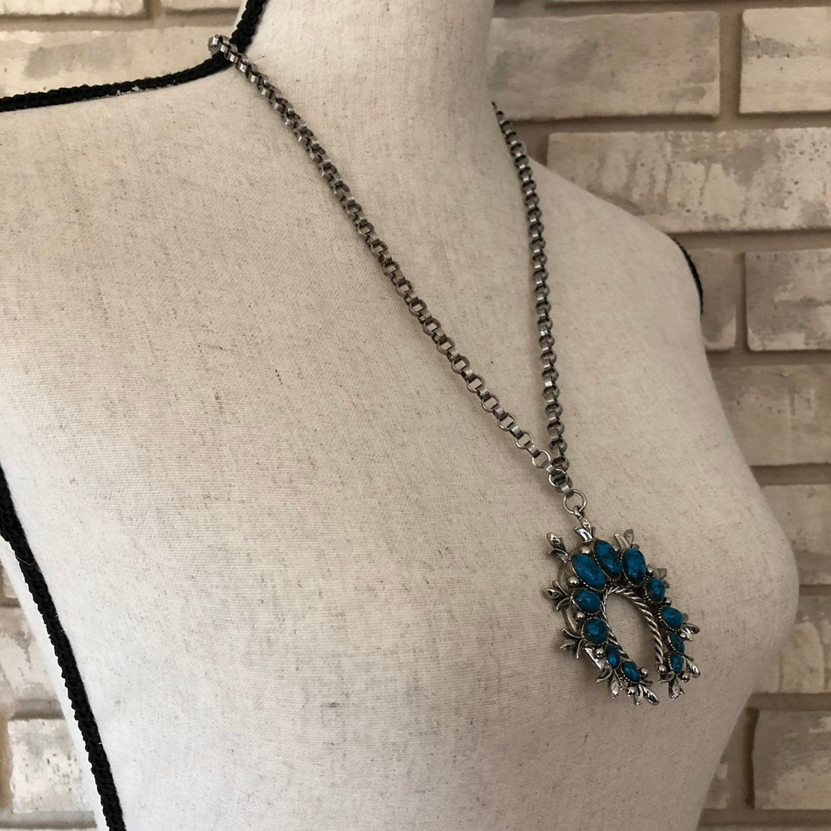 Vintage Turquoise Blue Squash Blossom Pendant - 24 Wishes Vintage Jewelry