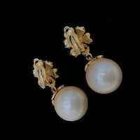 Vintage White Pearl Drop Rhinestone Flower Earrings - 24 Wishes Vintage Jewelry