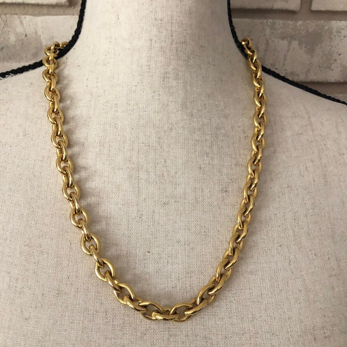 Anne Klein Classic Heavy Link Gold Chain Necklace – 24 Wishes Vintage ...