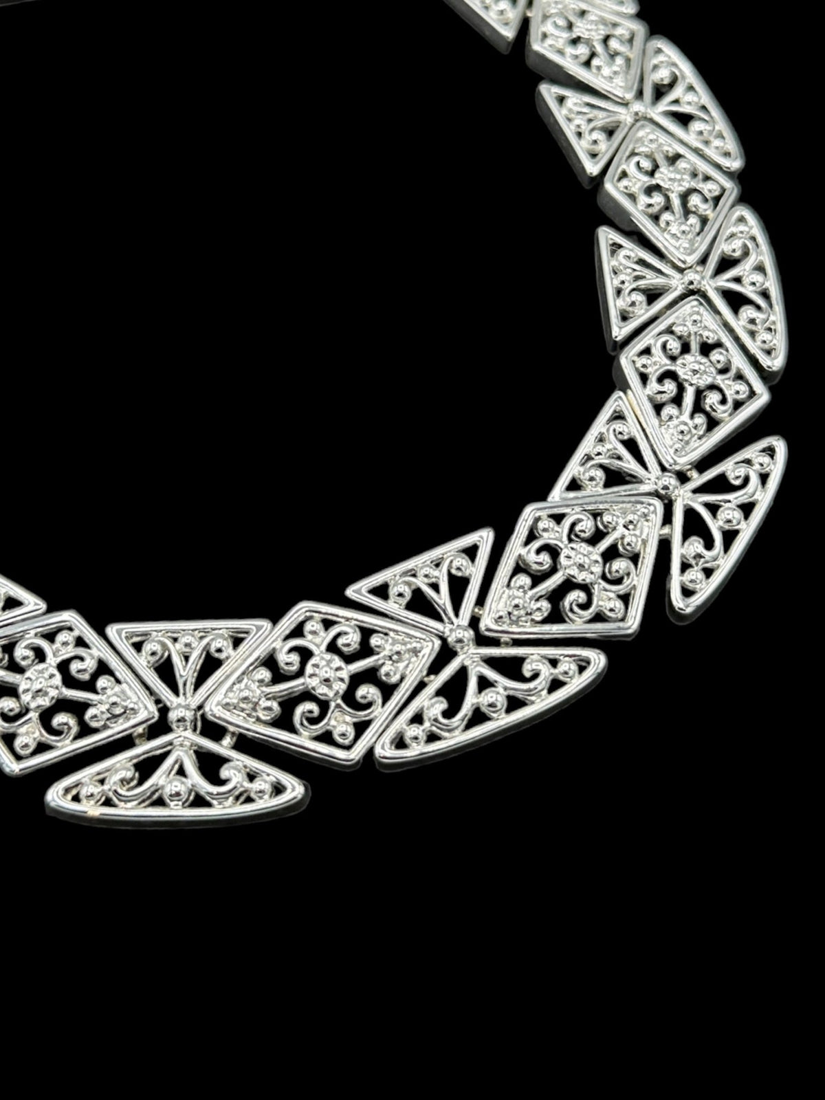 Bright Silver Vintage Napier Chunky Flower Link Necklace - 24 Wishes Vintage Jewelry