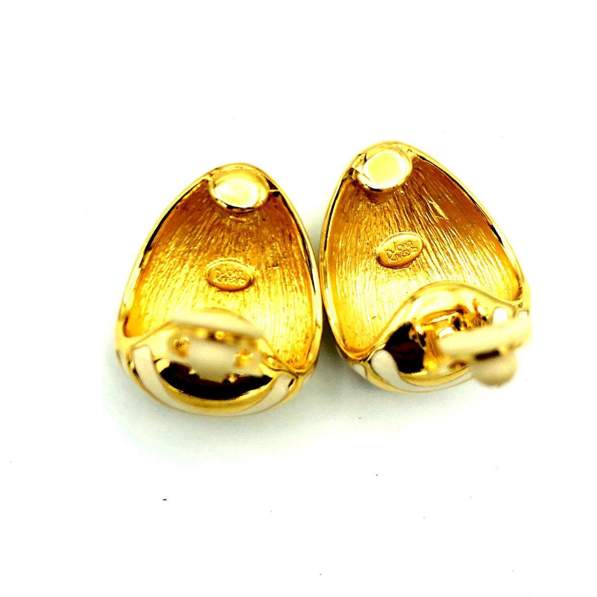Classic Joan Rivers Gold Animal Print Vintage Clip-On Earrings - 24 Wishes Vintage Jewelry