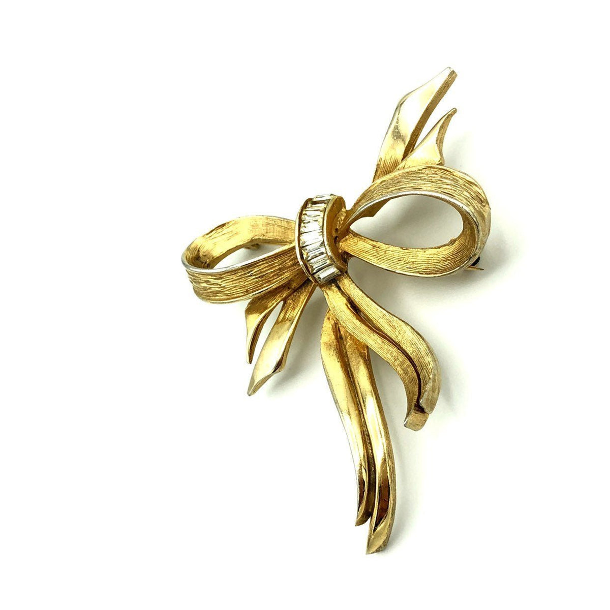 Classic Pell Gold Bow Ribbon Brooch - 24 Wishes Vintage Jewelry