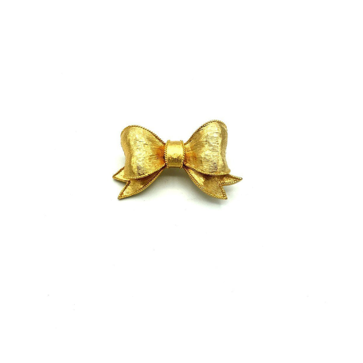 Classic Petite Gold Bow Ribbon Brooch - 24 Wishes Vintage Jewelry