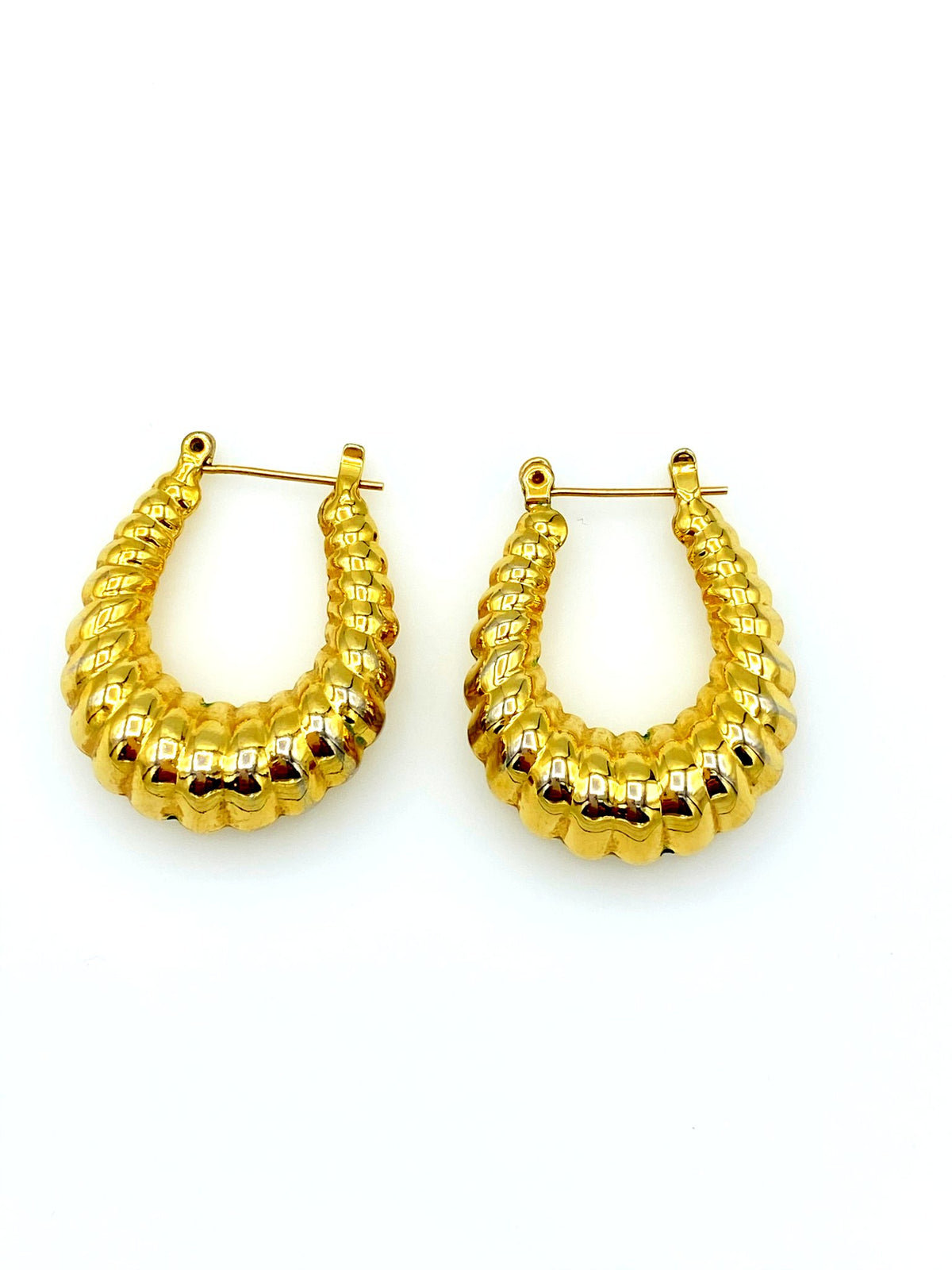 Gold Puffy Scallop Vintage Hoop Pierced Earrings - 24 Wishes Vintage Jewelry