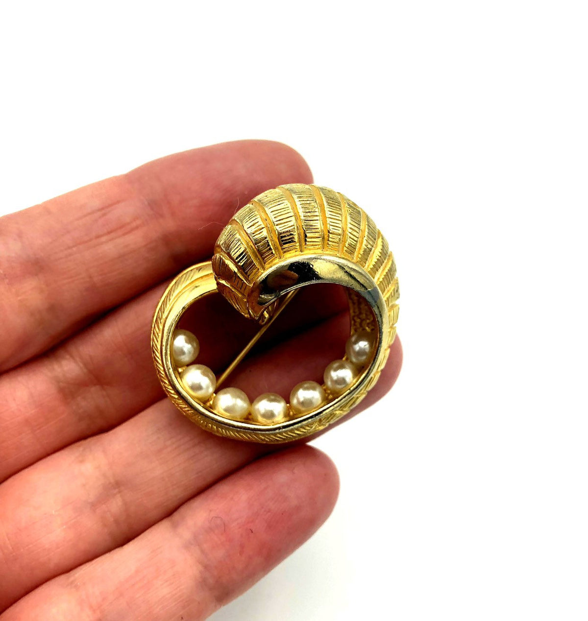 Gold Swirl Vintage Castlecliff Classic Pearl Brooch-Sustainable Fashion with Vintage Style-Trending Designer Fashion-24 Wishes