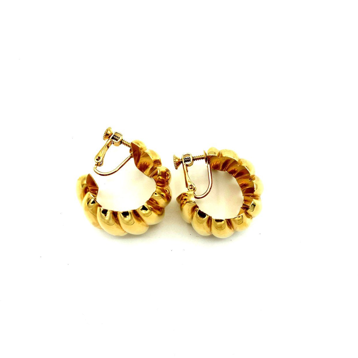 Napier Gold Scallop Chunky Hoop Vintage Clip-On Earrings – 24