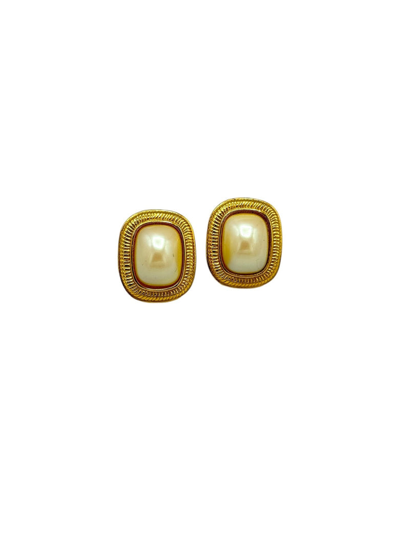 Richelieu Vintage Jewelry Pearl Cabochon Gold Pierced Earrings - 24 Wishes Vintage Jewelry