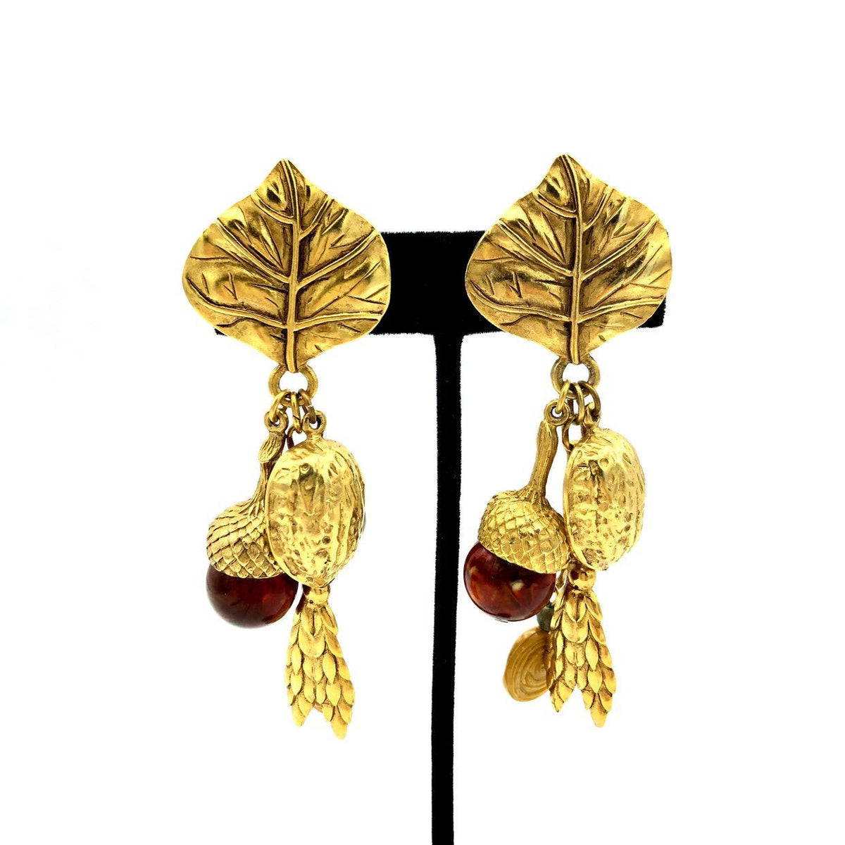 Vintage Acorn Walnut Dangle Drop Boho Clip-On Earrings - 24 Wishes Vintage Jewelry